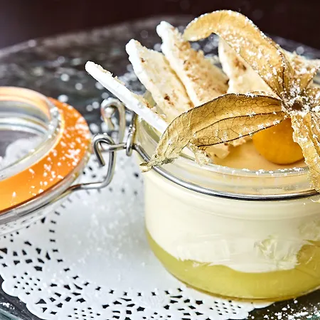 The Farmers Kitchen Hotell