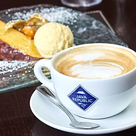 The Farmers Kitchen 3*