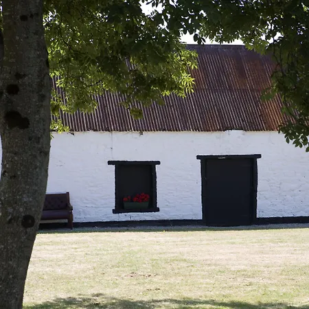 The Farmers Kitchen 3*