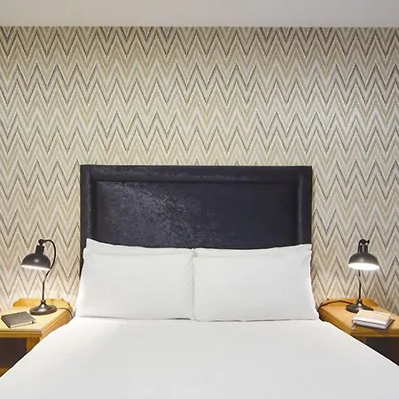 The Farmers Kitchen Otel