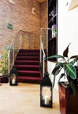 The Farmers Kitchen 3*