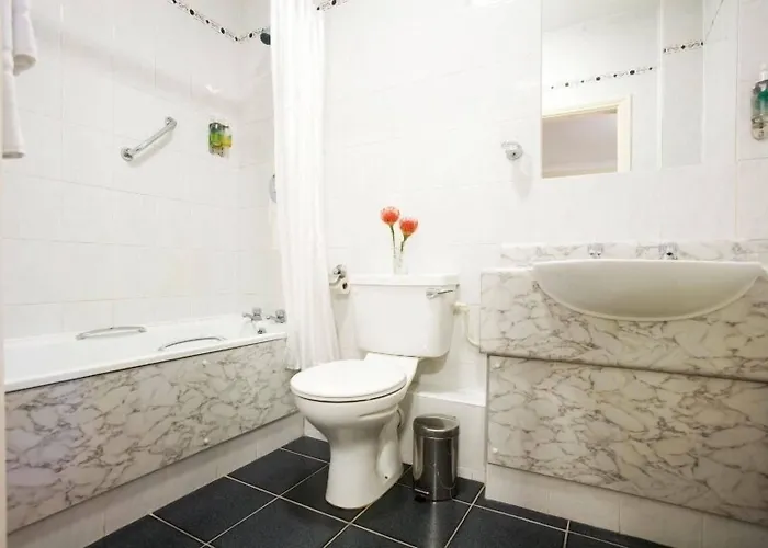 The Farmers Kitchen Hotel 3*